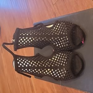 Size 8 heels , material girl , black,